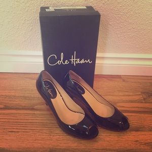 ⬇️ Cole Haan Carma OT Air Pump Black Patent Pumps